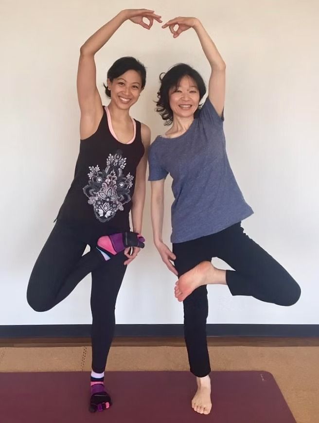 ヨガ資格・リフレクソロジー資格取得した卒業生セラピスト